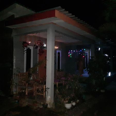 Eltari Homestay Tetebatu Bagian luar foto