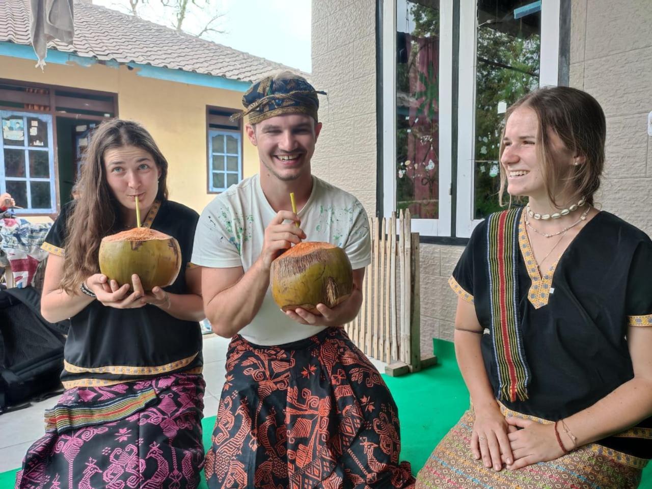 Eltari Homestay Tetebatu Bagian luar foto
